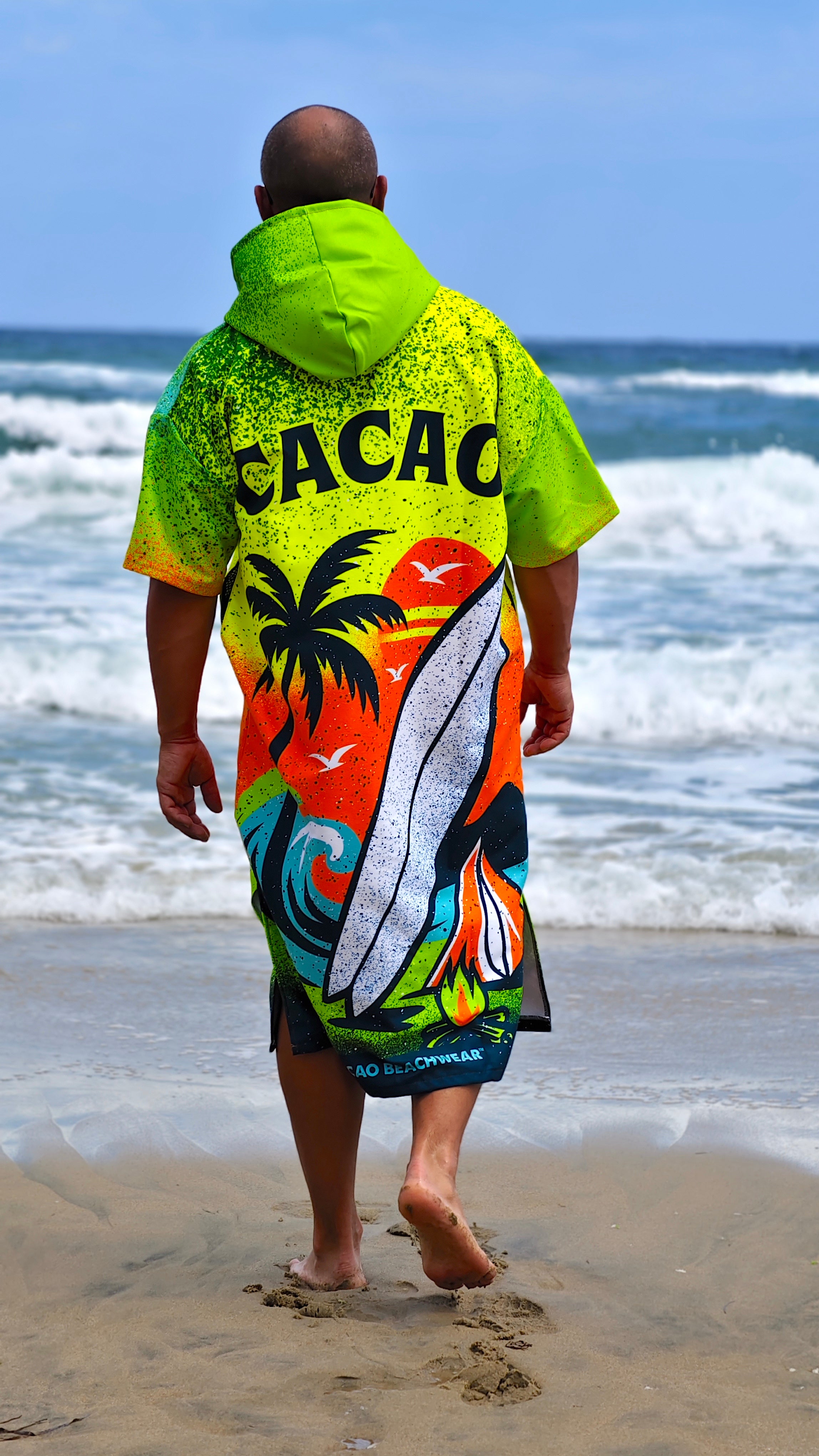 Poncho mare da uomo Surf Vibe con cappuccio, zip e tasche – CACAO Beachwear™

