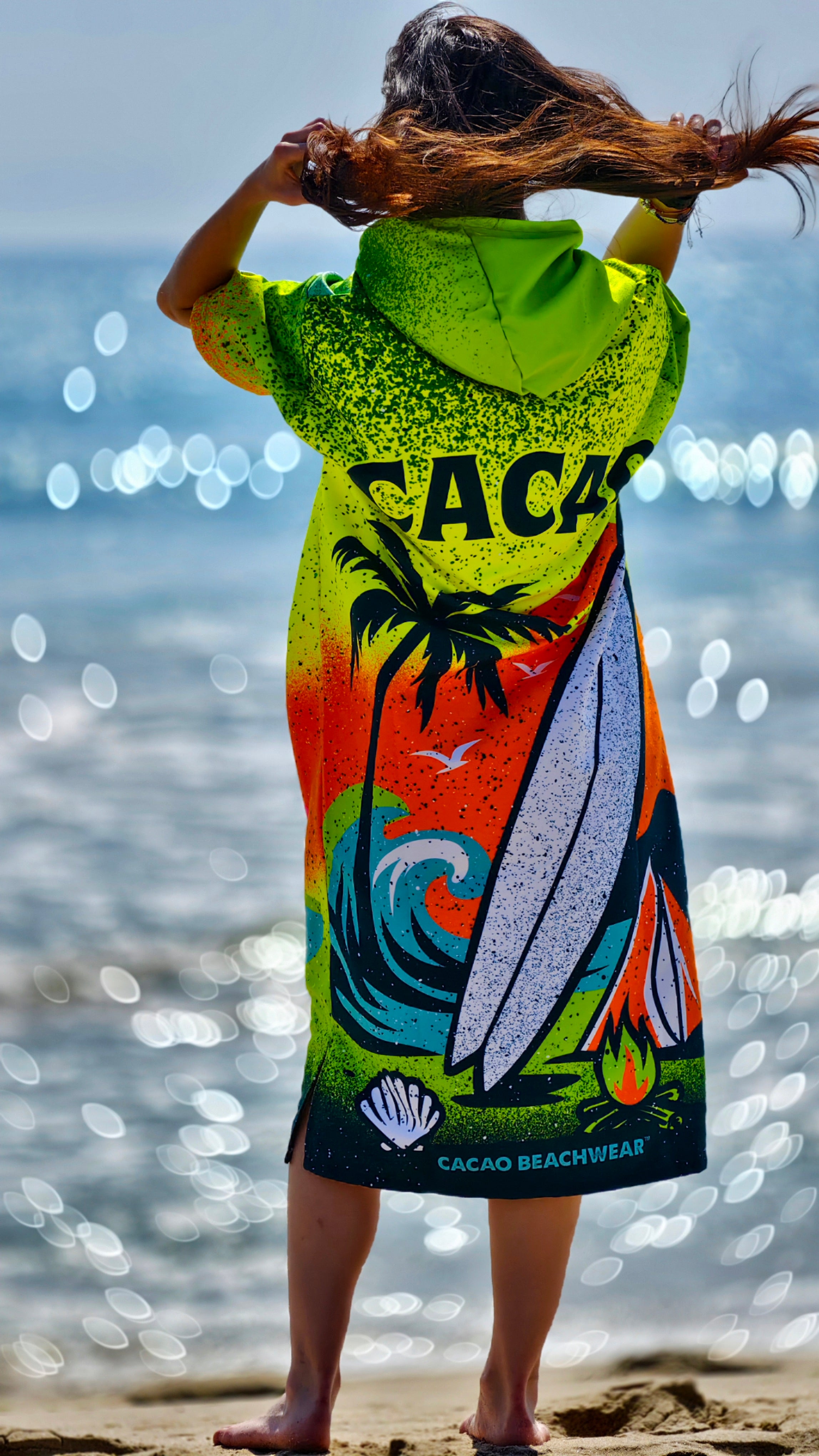 Дамско плажно пончо Surf Vibe с качулка, цип и джобове – CACAO Beachwear™