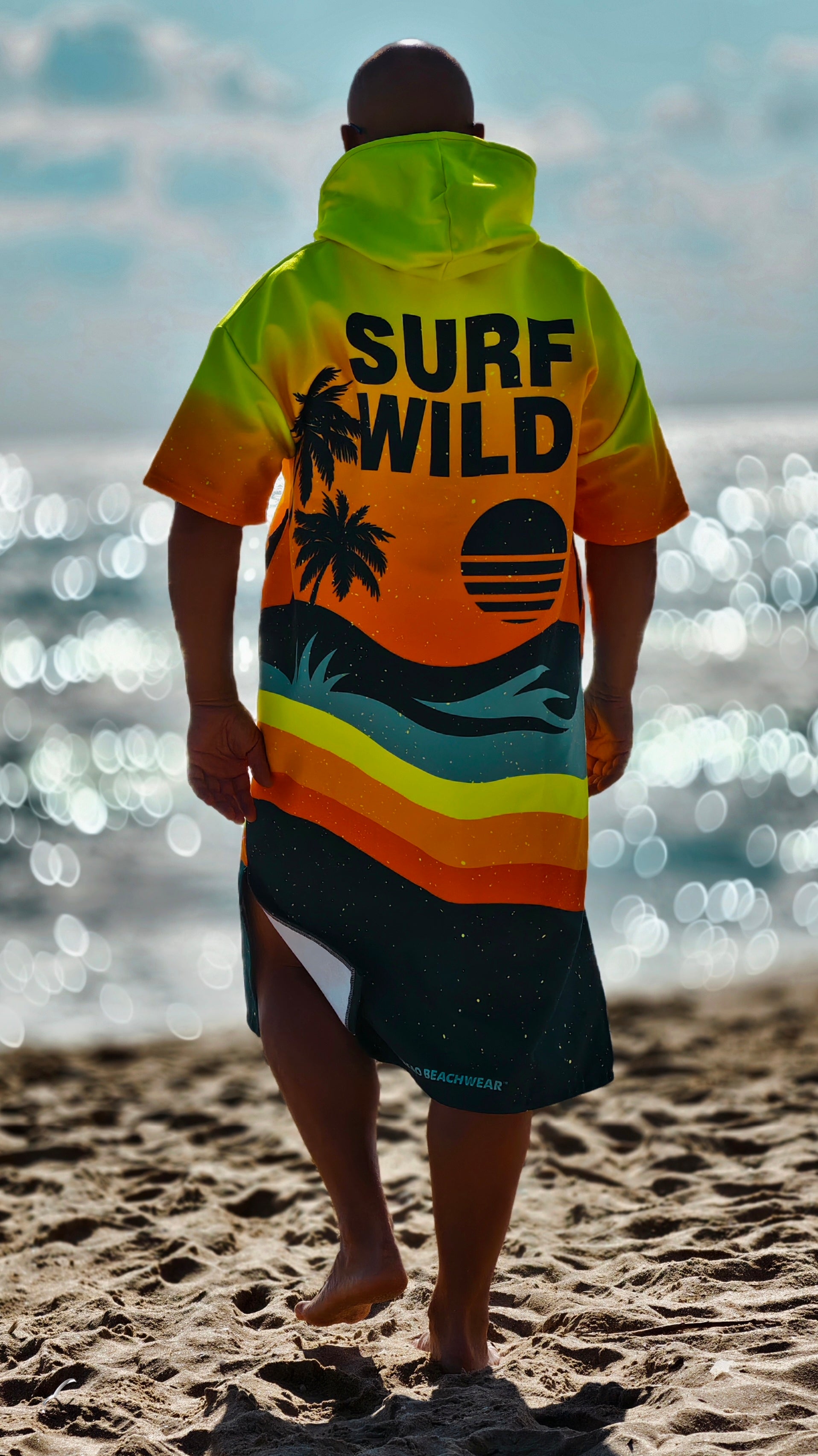 Poncho mare da uomo Sunset con cappuccio, zip e tasche – CACAO Beachwear™